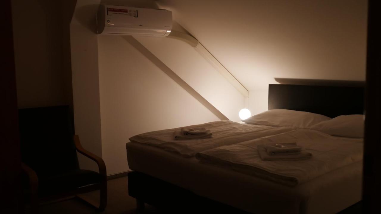 Hotel Bily Konicek Třeboň Екстериор снимка
